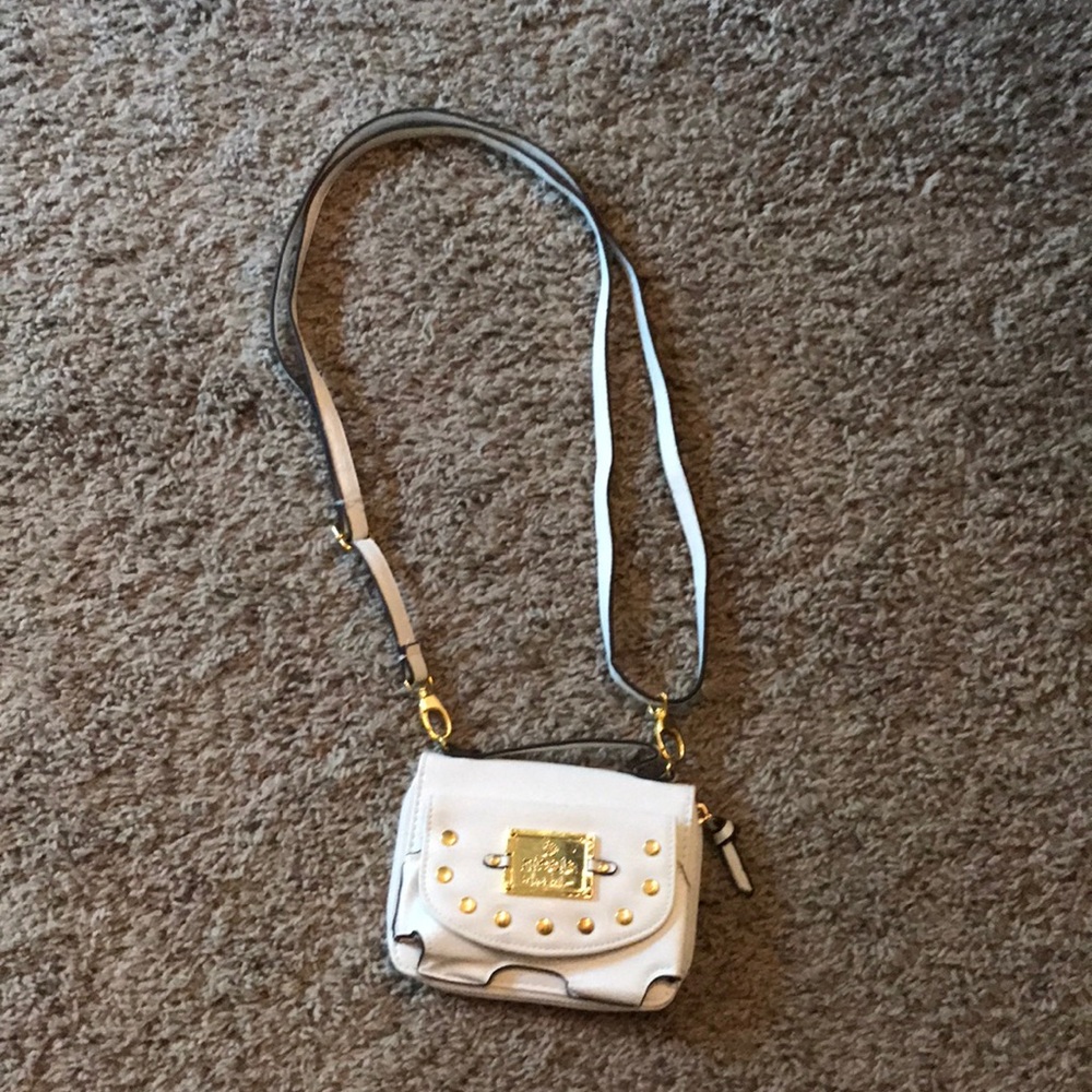 White crossbody purse